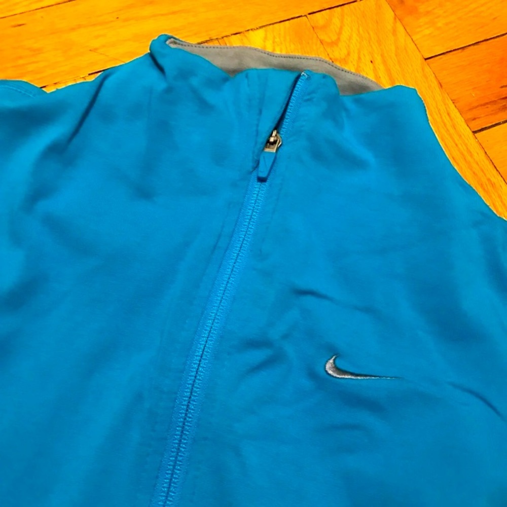Nike dri-fit full zip with thumb holes